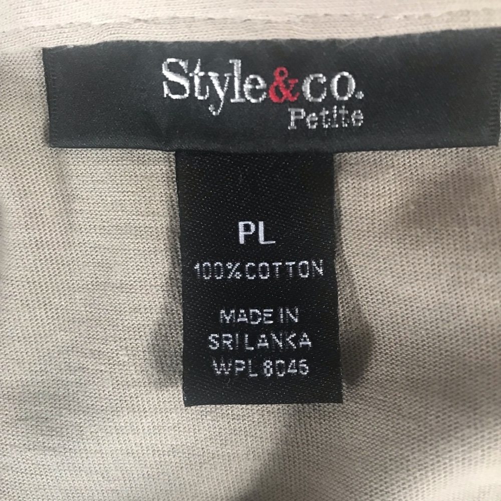 Style & Co. Button-up Top - Size LP - Picture 5 of 9